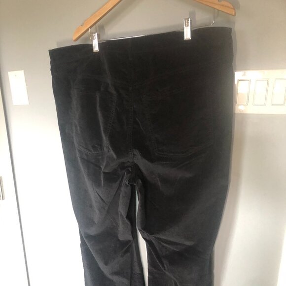 Old Navy Velvet Boot Cut Pants - Picture 4 of 10